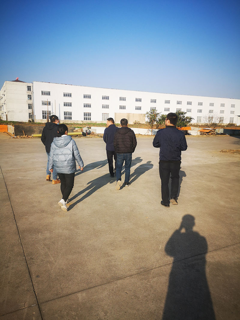 02.jpg